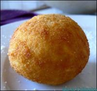 Arancine Alla Mozzarella (Boules de riz farcies de mozzarella)