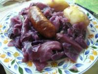 Chou Rouge aux Pommes et Saucisses de Montbliard