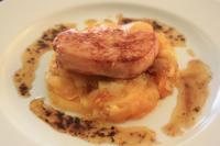 Escalopes de Foie Gras aux Pommes Caramlises