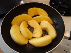 Boudins à la Pomme Rôtie