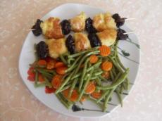 Brochettes de Poulet Pan aux Pruneaux