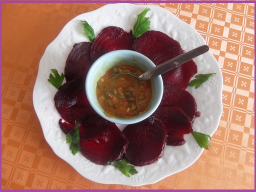 Carpaccio de betteraves, sauce tartare