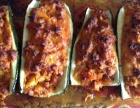 Courgettes Farcies sur Lit de Tomates 