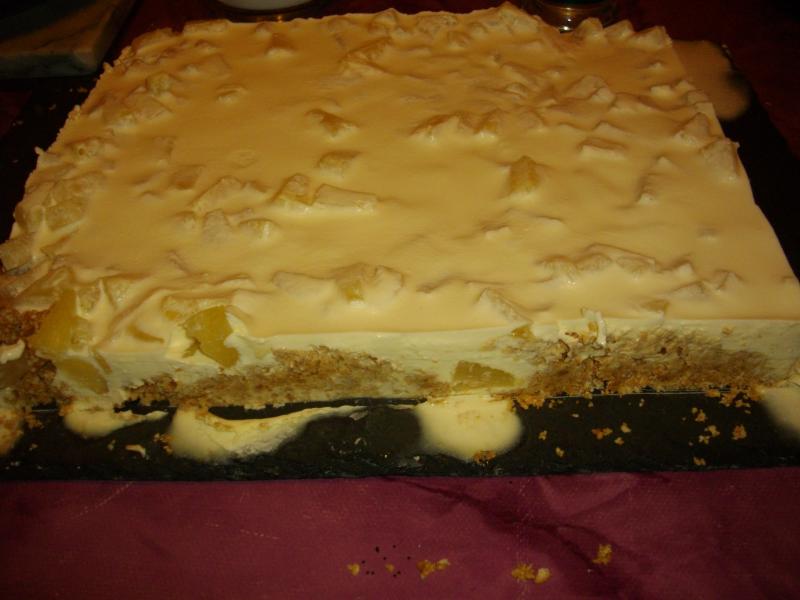 Gteau  l\'ananas et aux biscuits faon tiramisu