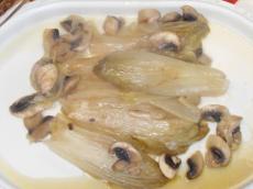 Pole d\'Endives Fondantes et ses Champignons