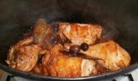 Poulet aux Olives noires de Nice