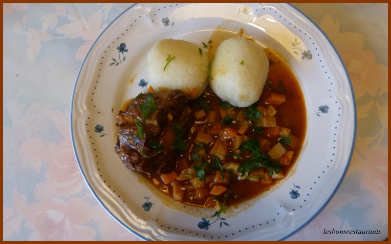 Queue de Boeuf  la Bourguignonne