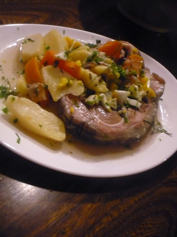 Tte de veau roule aux pommes de terre-carottes