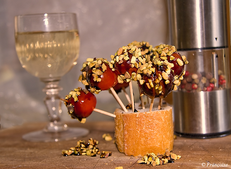 Tomates-cerises caramlises aux clats de Pistache