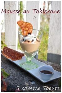 Verrine de Mousse au Toblerone, Chantilly au Miel et Sauce Chocolat